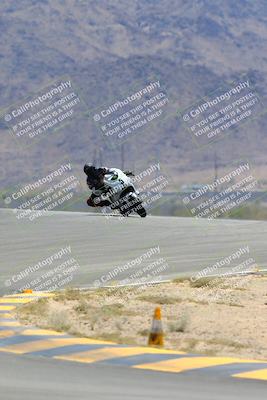 media/May-06-2024-Moto Forza (Mon) [[b33359f27d]]/1-Advanced/Session 4 (Turns 9 and 8)/